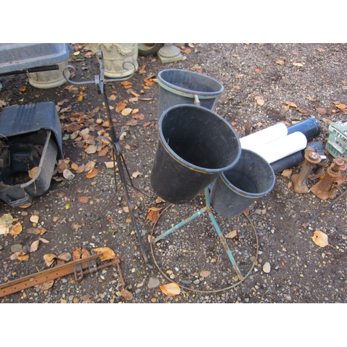 3402 - An adjustable scrollwork pot stand and a florist's bucket holder