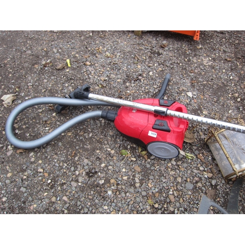 3439 - A vacuum cleaner.  DTI Failure: Please see information pages