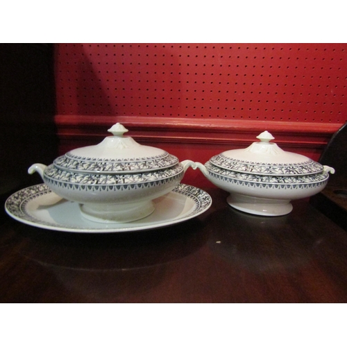 4044 - A Mayfair serving plate and dishes with a sauce jug, all with a printed back and white bamboo patter... 