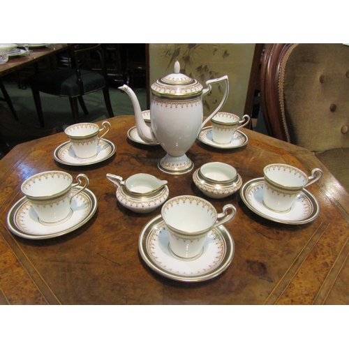 4074 - A Duchess China tea set with cups, saucers and teapot