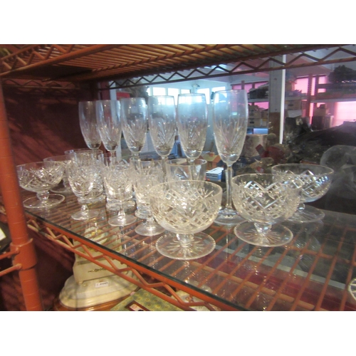 4443 - A selection of crystal glassware to include sundae dishes, champagne flutes, wine glasses