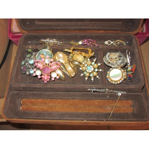 4464 - Various costume jewellery, wristwatches etc