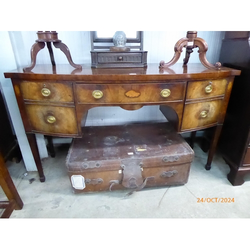 2155 - A Edwardian mahogany sideboard