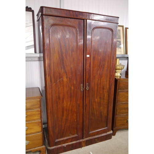 2124 - A Victorian mahogany two door wardrobe a/f