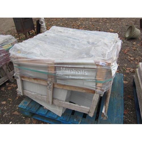 3474 - A pallet of sandstone slabs