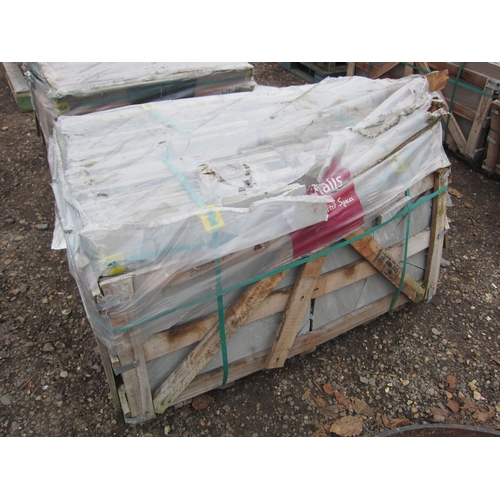 3477 - A pallet of sandstone slabs A/F