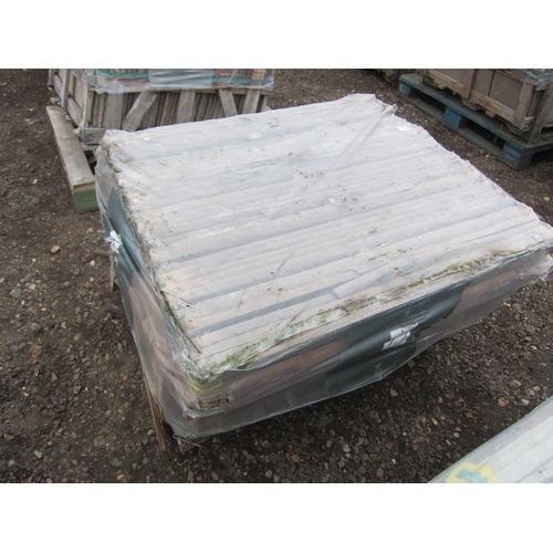 3478 - A pallet of sandstone slabs