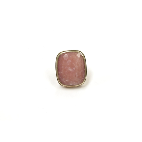 9181 - A Monica Vinader silver gilt large facet cut rhodochrosite ring. Size M