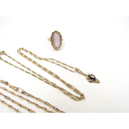 9324 - A 9ct gold neckchain, 50cm long hung with a small pendant, 9ct gold amethyst ring, size K/L and an u... 