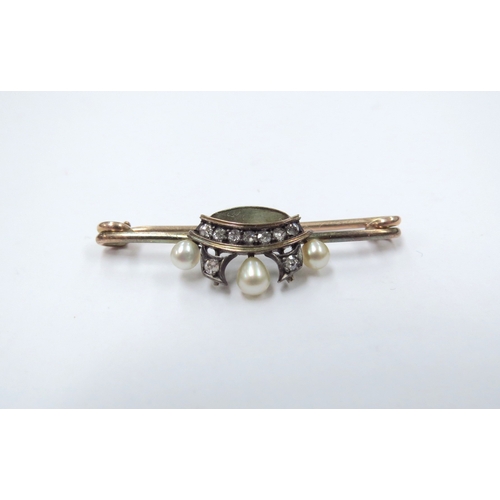 9037 - A diamond and pearl coronet brooch, 3.8cm long, unmarked, 2.6g