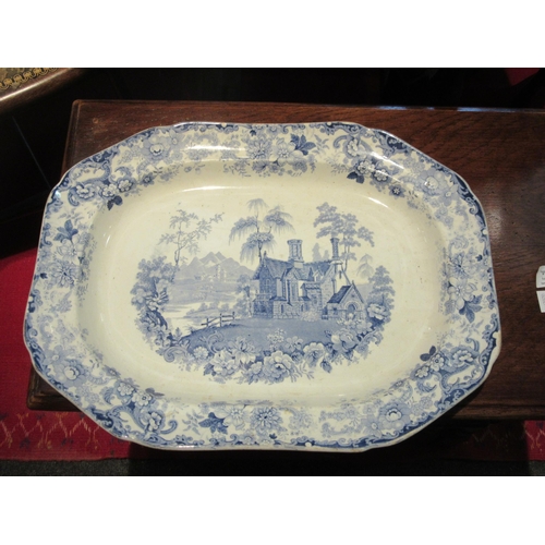 1078 - A blue and white 'Villa' meat platter, 43cm long