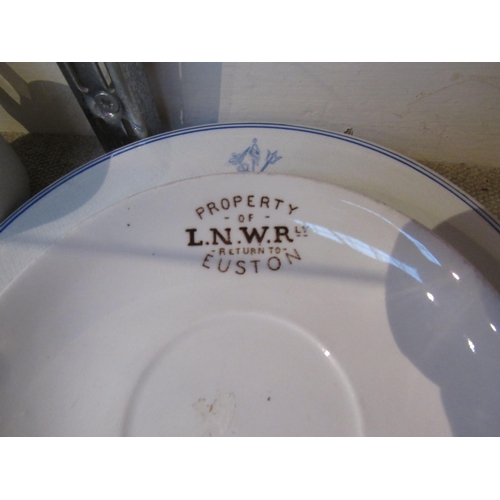 8197 - A quantity of LNWR cups, saucers, LNER plates and others including Great Central Railway plate, all ... 