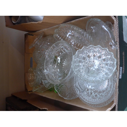 8387 - A box of mixed moulded glass fruit bowls, candlestick etc