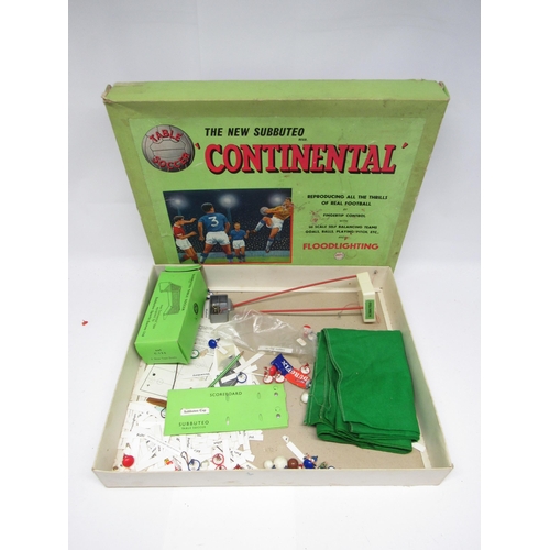 9139 - Twelve late 1960s boxed Subbuteo table football heavyweight teams to include #5 Manchester City, #6 ... 