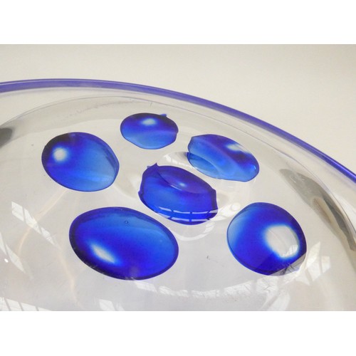 4272 - A Langham Glass 'Cosmos' plate in clear with blue controlled bubbles and rim. 35cm diameter (scratch... 