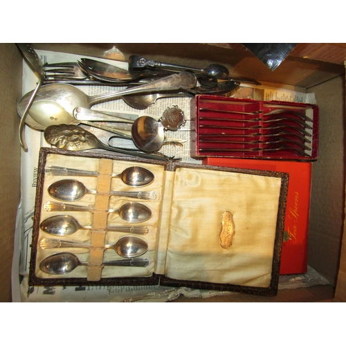 4462 - A quantity of various plated flatware, some in boxes