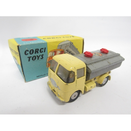 9428 - Three boxed Corgi Toys diecast model commercial vehicles to include 417 Land-Rover Breakdown Truck (... 