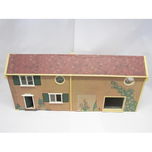 9256 - A vintage Barton Caroline's Super Home de Luxe dolls house, 88.5cm wide x 39.5cm tall x 32cm deep, w... 