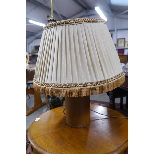 2453 - A leather bound lamp