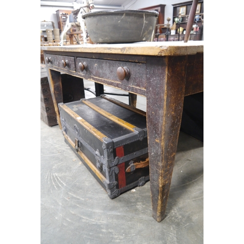 2001 - A Georgian sycamore country scrub-top kitchen table, two frieze drawers, square tapering legs, 153 x... 