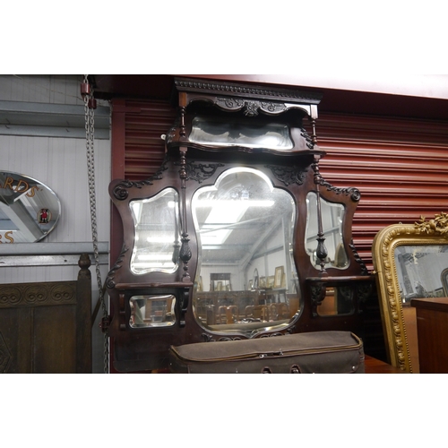 2086 - A Victorian mahogany overmantel mirror