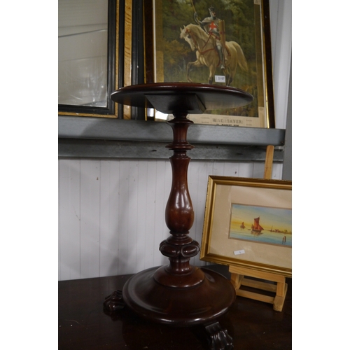 2103 - A pair of Victorian mahogany lamp tables