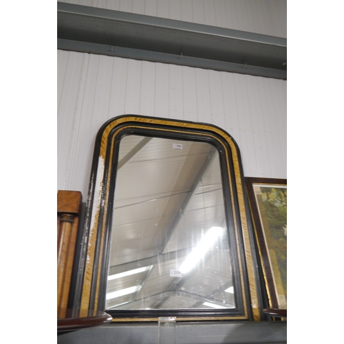 2106 - A Victorian French scumble framed mirror