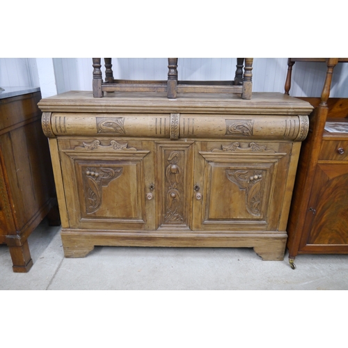 2120 - An Edwardian stripped walnut side board stool, 90cm long