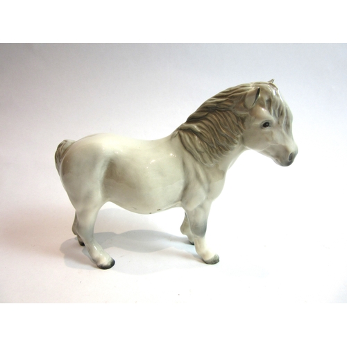 6052 - A Royal Doulton Shetland Pony 