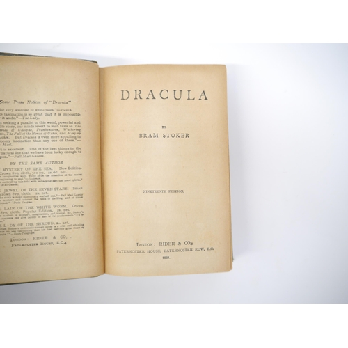 5174 - Bram Stoker: 'Dracula', London, Rider & Co., 1931, 19th edition, original decorative cloth, replenis... 