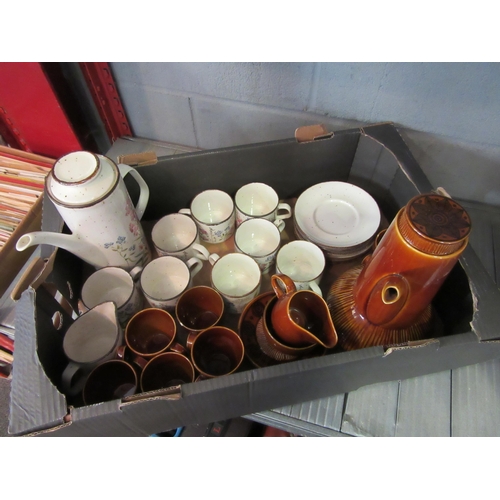 1265 - A box containing a Strata 1970's coffee set and another coffee set