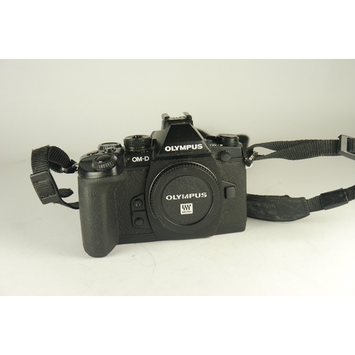 1375 - A Olympus OM-D E-M1 mirrorless camera, body only