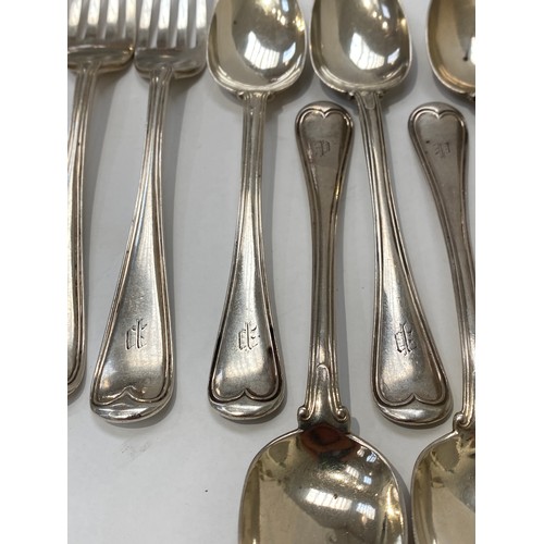 7088 - Six Victorian Chawner and Co Silver small forks of Old English thread pattern, all monogrammed P. Lo... 