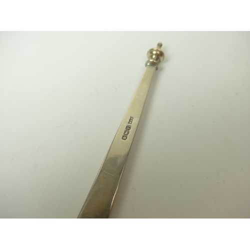 7024 - A silver Mappin & Webb sifting spoon, 17.5cm long, Sheffield 1963, 53g