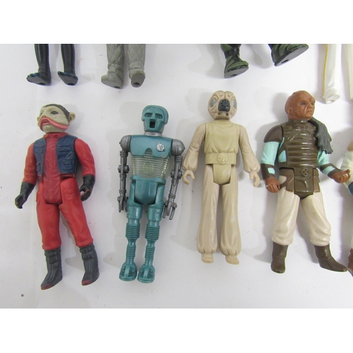 9051 - A group of loose twenty-two vintage Kenner / Palitoy Star Wars action figures to include Boba Fett (... 