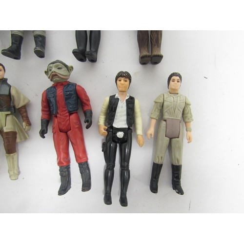 9050 - A group of nineteen loose vintage Kenner / Palitoy Star Wars action figures to include Bib Fortuna, ... 