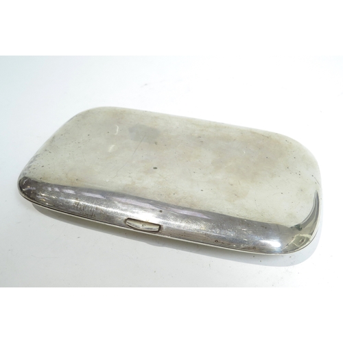 7057 - A Charles S. Green & Co Ltd silver cigar case of plain ergonomic form, Birmingham 1928, 16.5cm long ... 