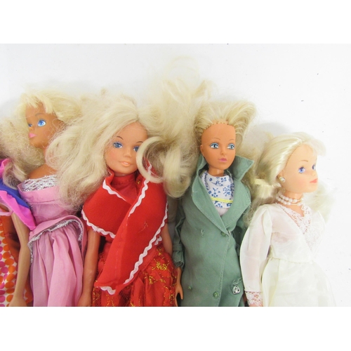 9045 - A collection of vintage fashion dolls including Pedigree Sindy, Mattel Barbie, Ideal Tuesday Taylor ... 