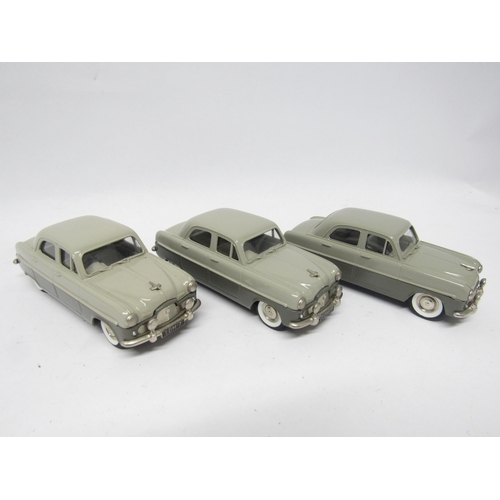 9443 - Two boxed Lansdowne Models (Brooklin) code 3 LDM7 1954 Ford Zephyr Zodiac diecast model cars in two-... 