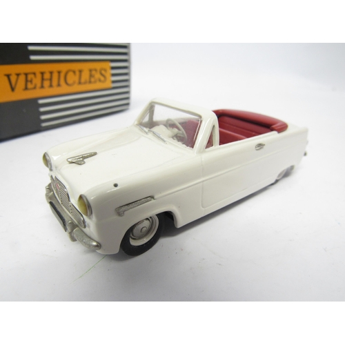 9450 - Three boxed Gems & Cobwebs 1:43 scale diecast model cars, comprising GC18W 1950 Ford Zephyr Converti... 