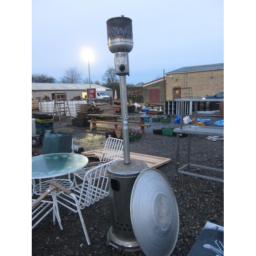 3393 - A patio heater