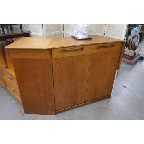 2443 - A 1970's Meredew teak bar