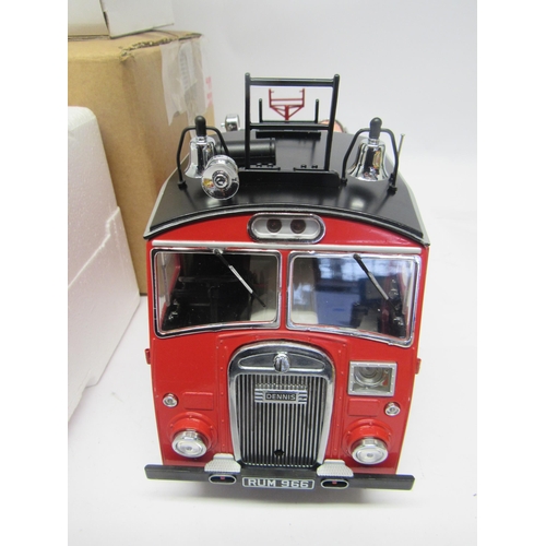 9439 - A boxed Original Classiscs OCLF8-1 limited edition 1:18 scale diecast model Dennis F8 Fire Engine, n... 