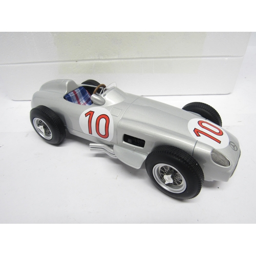 9440 - A boxed Werk83 1:18 scale diecast W1801805 Mercedes-Benz W196 Formula 1 racing car, 1955, Juan-Manue... 