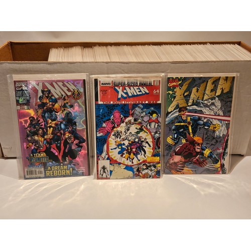 9032 - Marvel Comics 'X-Men' - approximately 220 Modern Age comics on the X-Men including 'X-treme X-Men', ... 