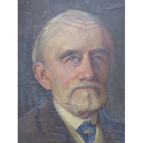 6034 - An early 20th Century oil on canvas, portrait of a gentleman, gilt gesso classical frame. Unsigned w... 