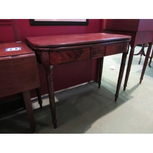 4076 - A circa 1800 late George III inlaid flame mahogany side/tea table the D-shape fold-over hinged top o... 