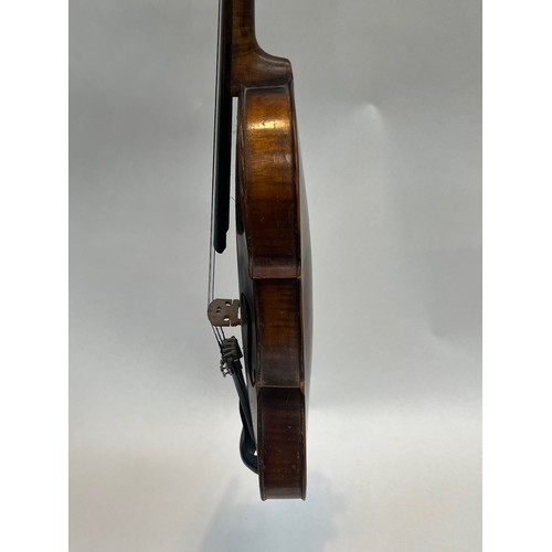 5052 - A 19th Century Henry Betts violin, full size (4/4), label dated 1820, two piece maple back, wooden e... 