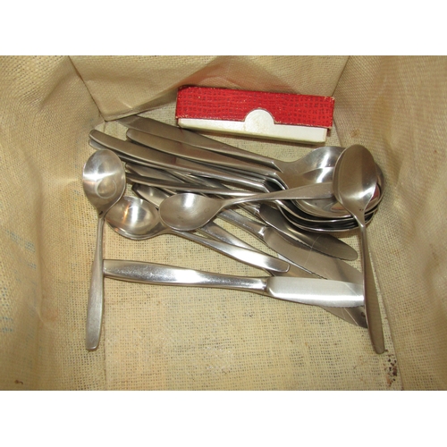 1242 - A bag of cutlery, mostly vintage Grasoli German