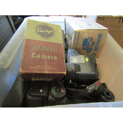 1507 - A collection of camera equipment, Super film cameras, projectors etc.